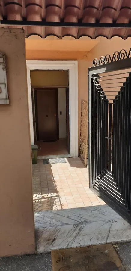 Guest house Your Home In Rome Italy